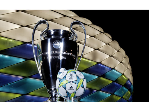 Image : adidas UCL 2012 Final - official trophy and match ball