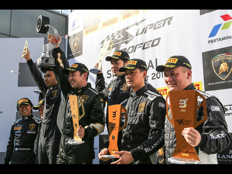 AM Podium AM Podium