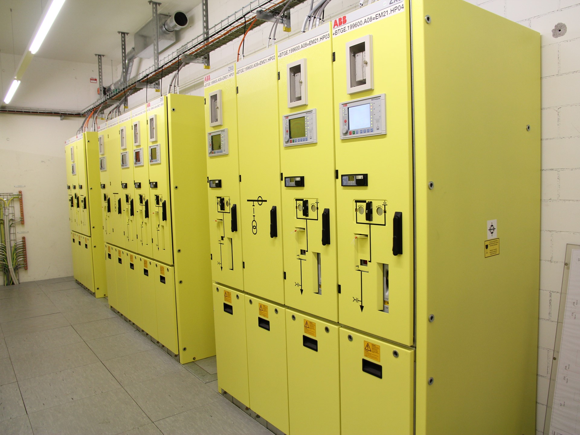 ZX0mediumvoltage switchgear (2)