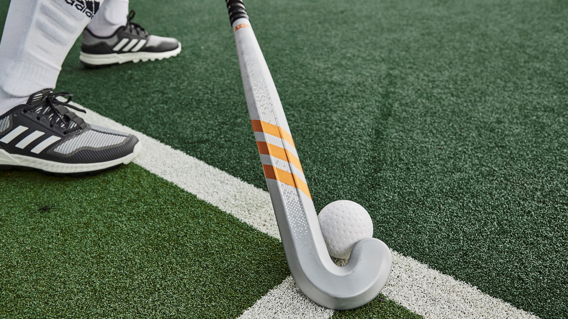 Bourgeon Interesar Especializarse adidas uses Formula 1 innovations to create their most powerful hockey stick