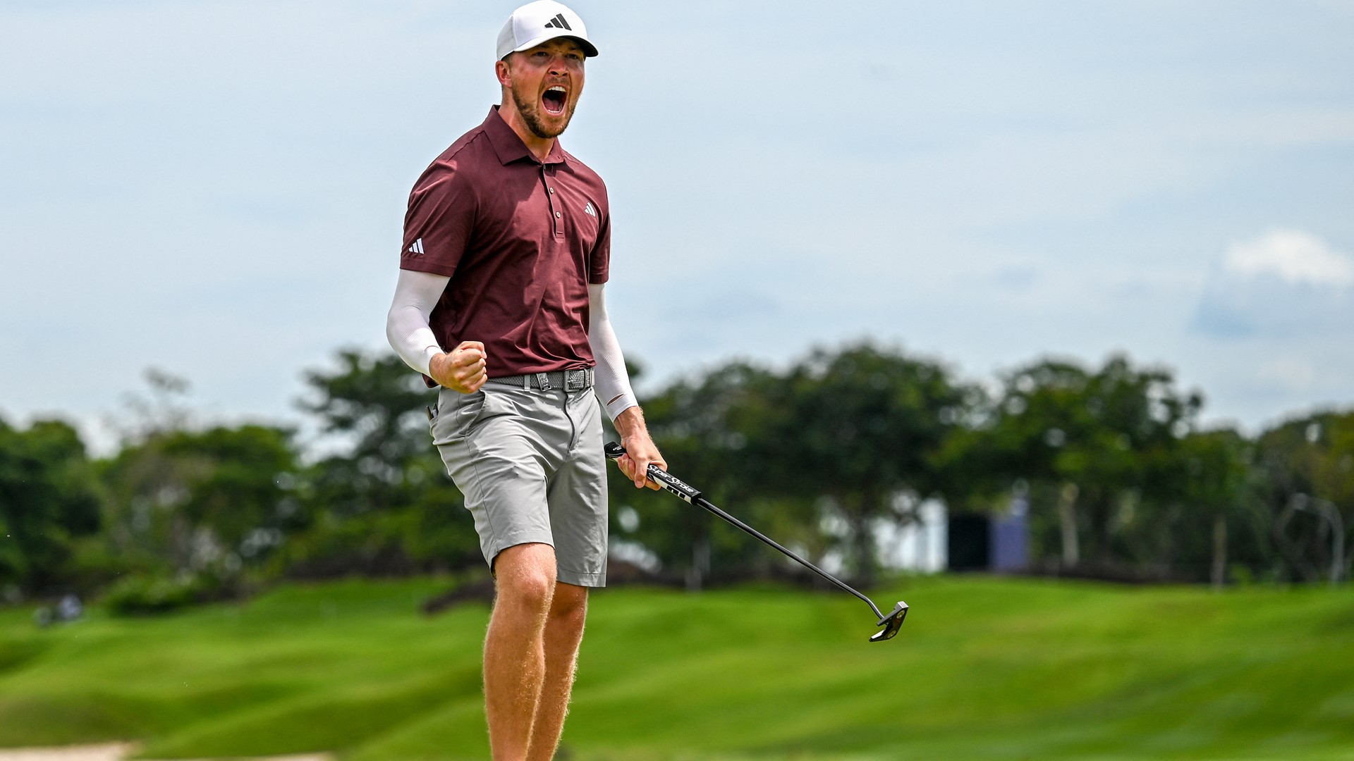 A trophy after years of hard work Golfer Richard Mansell wins first DP World Tour Title in Singapore