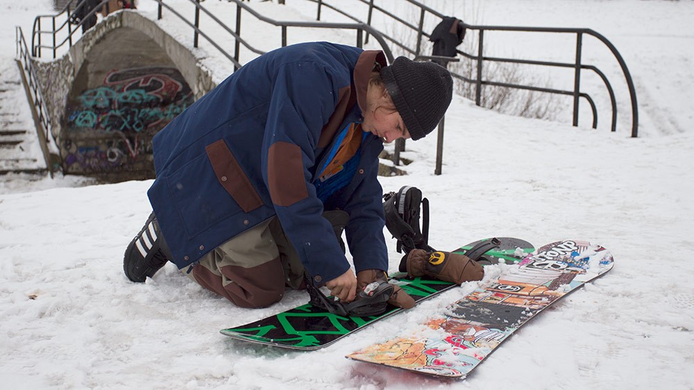 adisnow - Civillian Jacket & Pant (Keegan's Signature Outerwear) (low res)