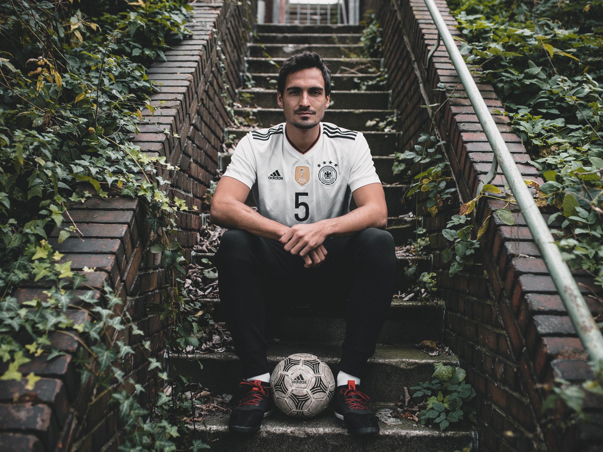 Mats Hummels DFB Confed Cup Jersey(2)