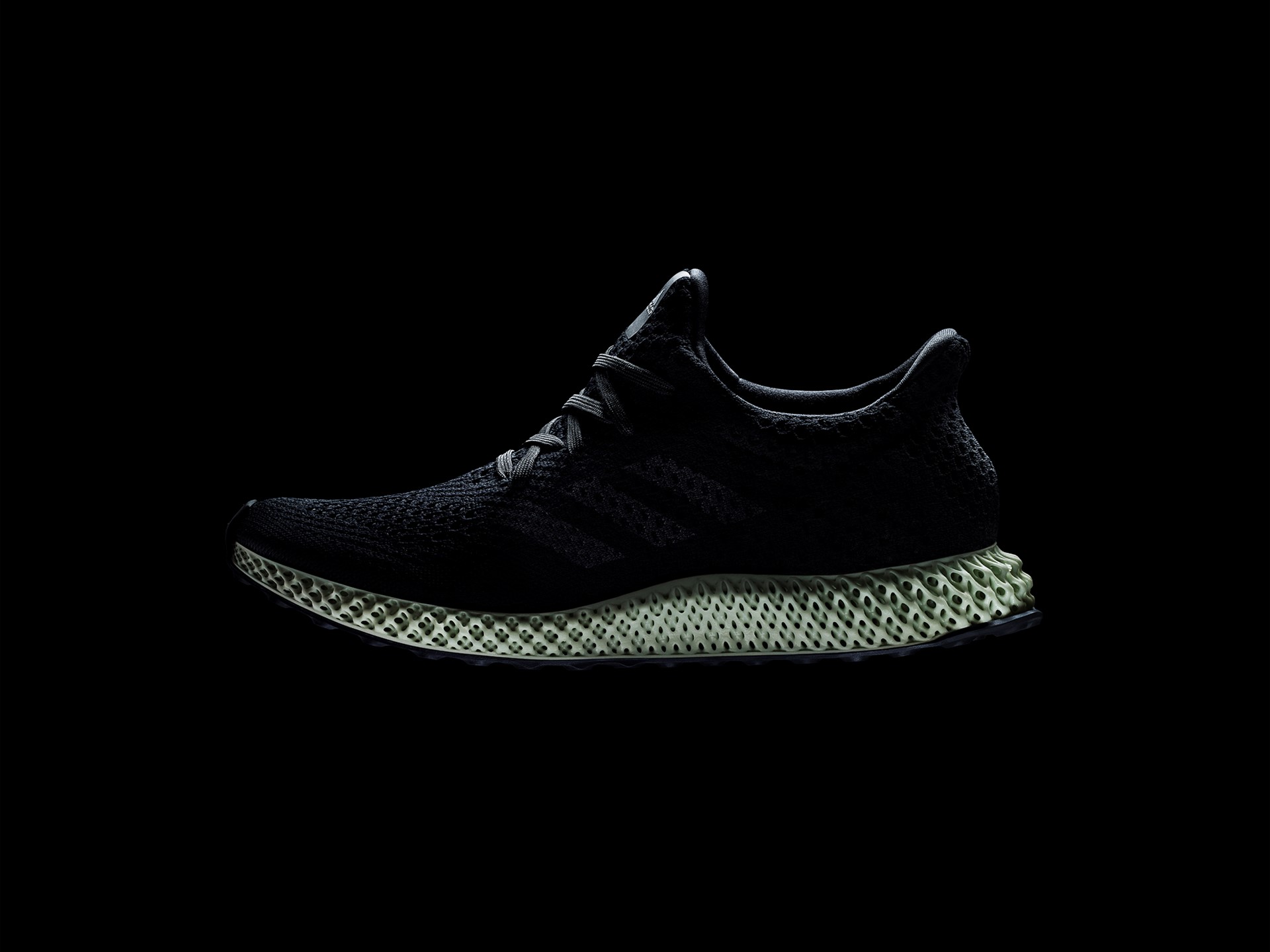 FUTURECRAFT 4D PRODUCT HERO BLACK