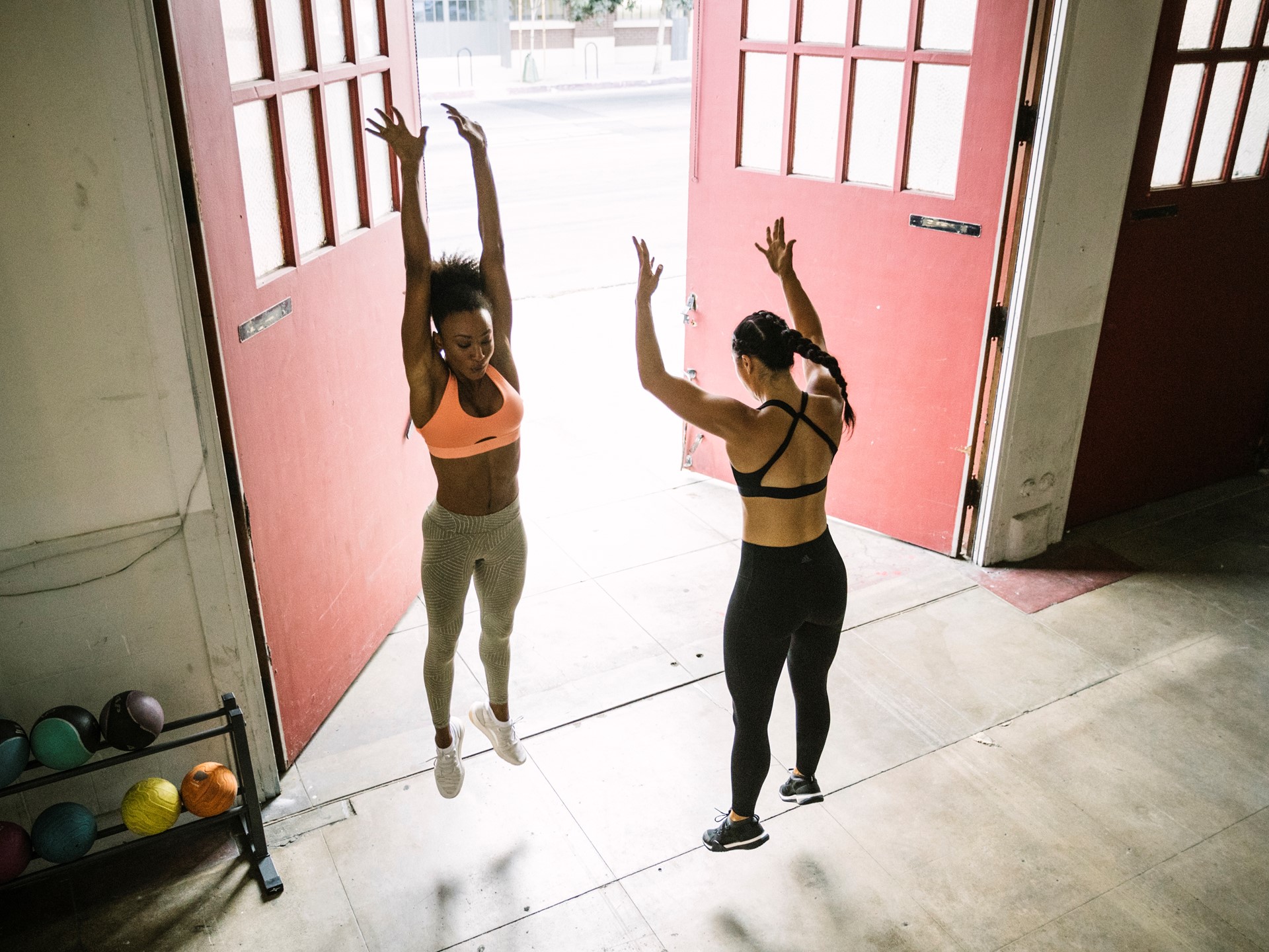 SS18_Womens_DanielleA_MeganK_February