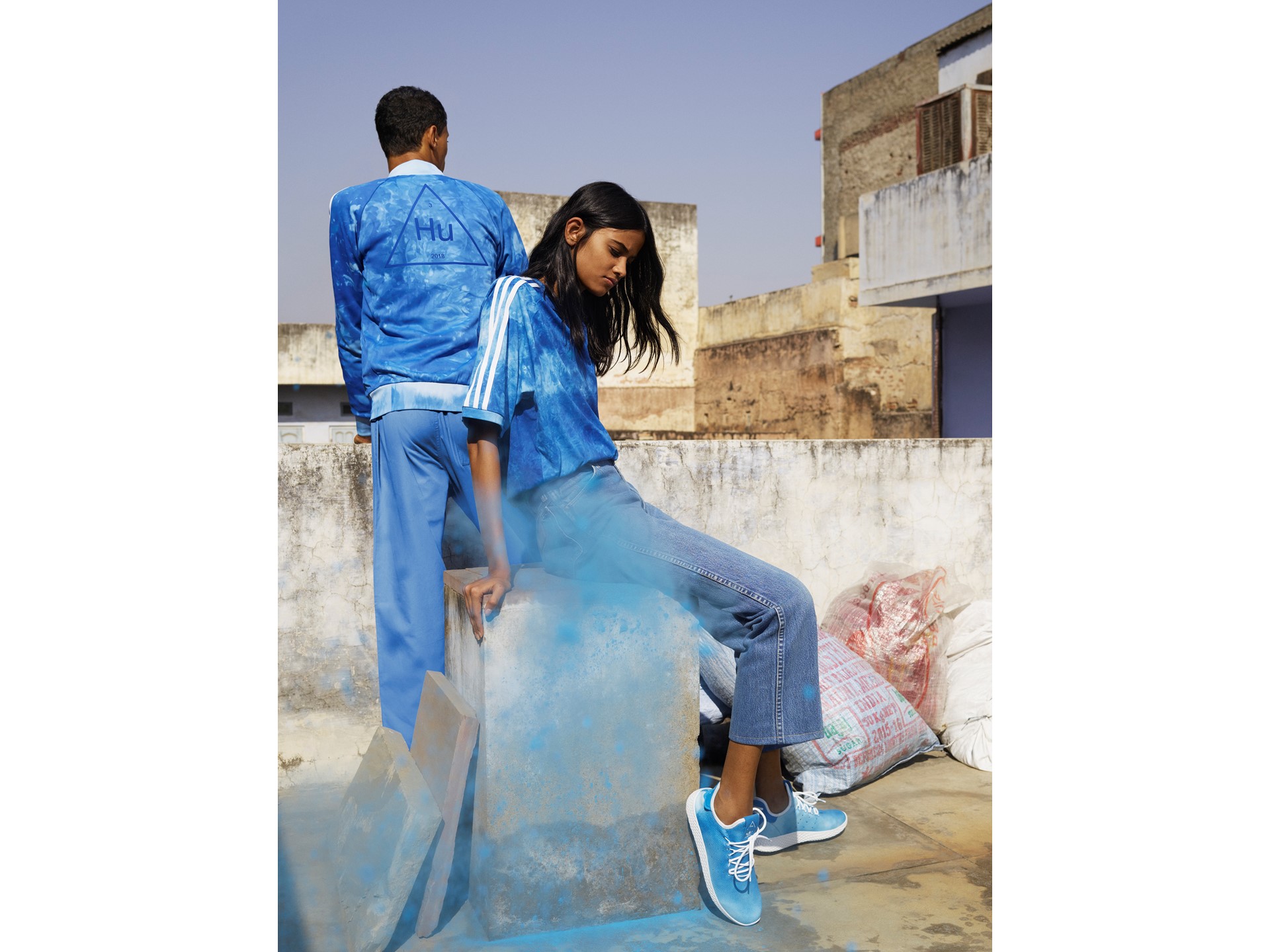 +H21254 adidas Originals PHARRELL WILLIAMS Hu Holi adicolor Key Visual Footwear Shot Blue