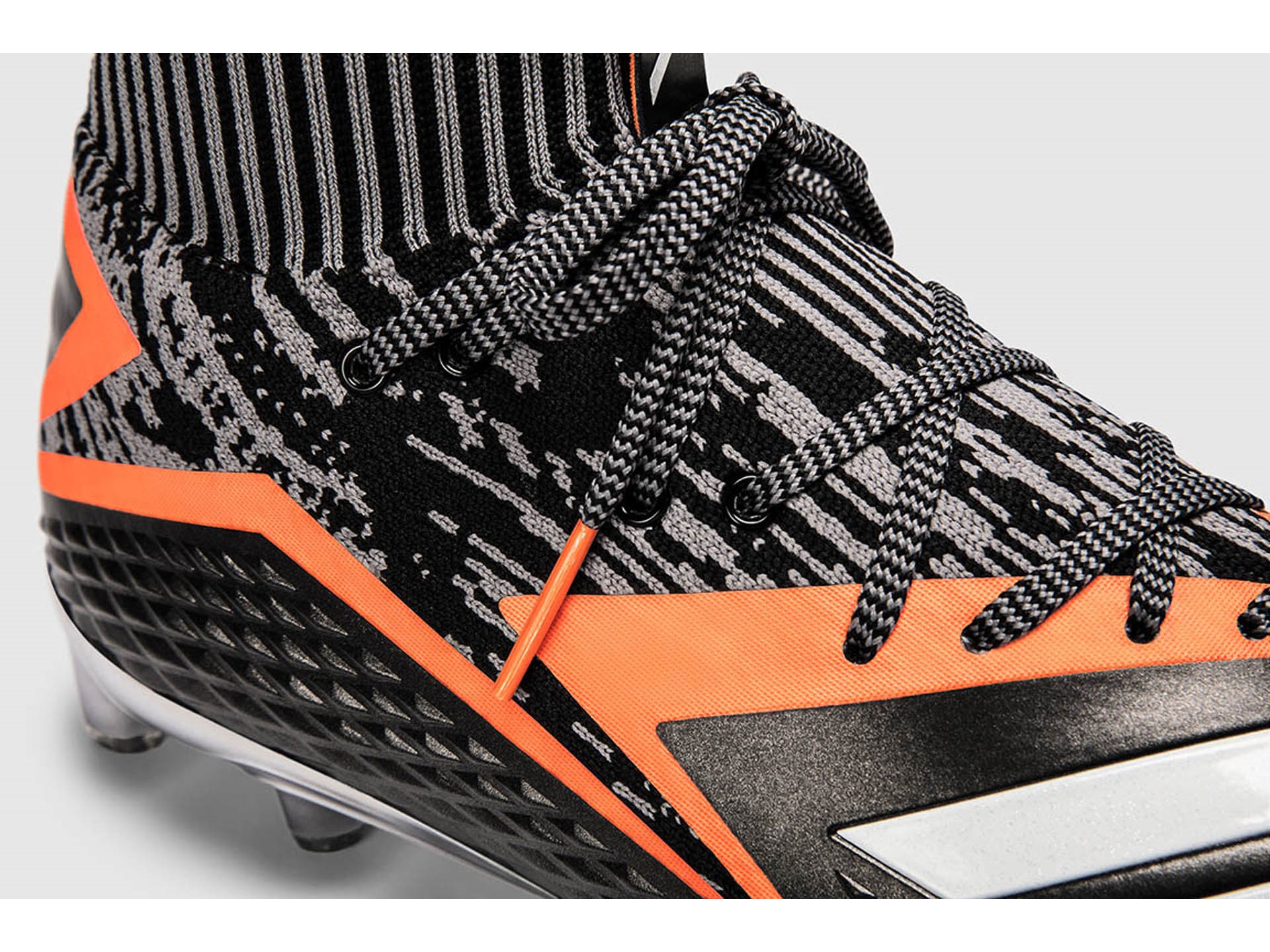 adidasFballUS FreakUltra Lacing
