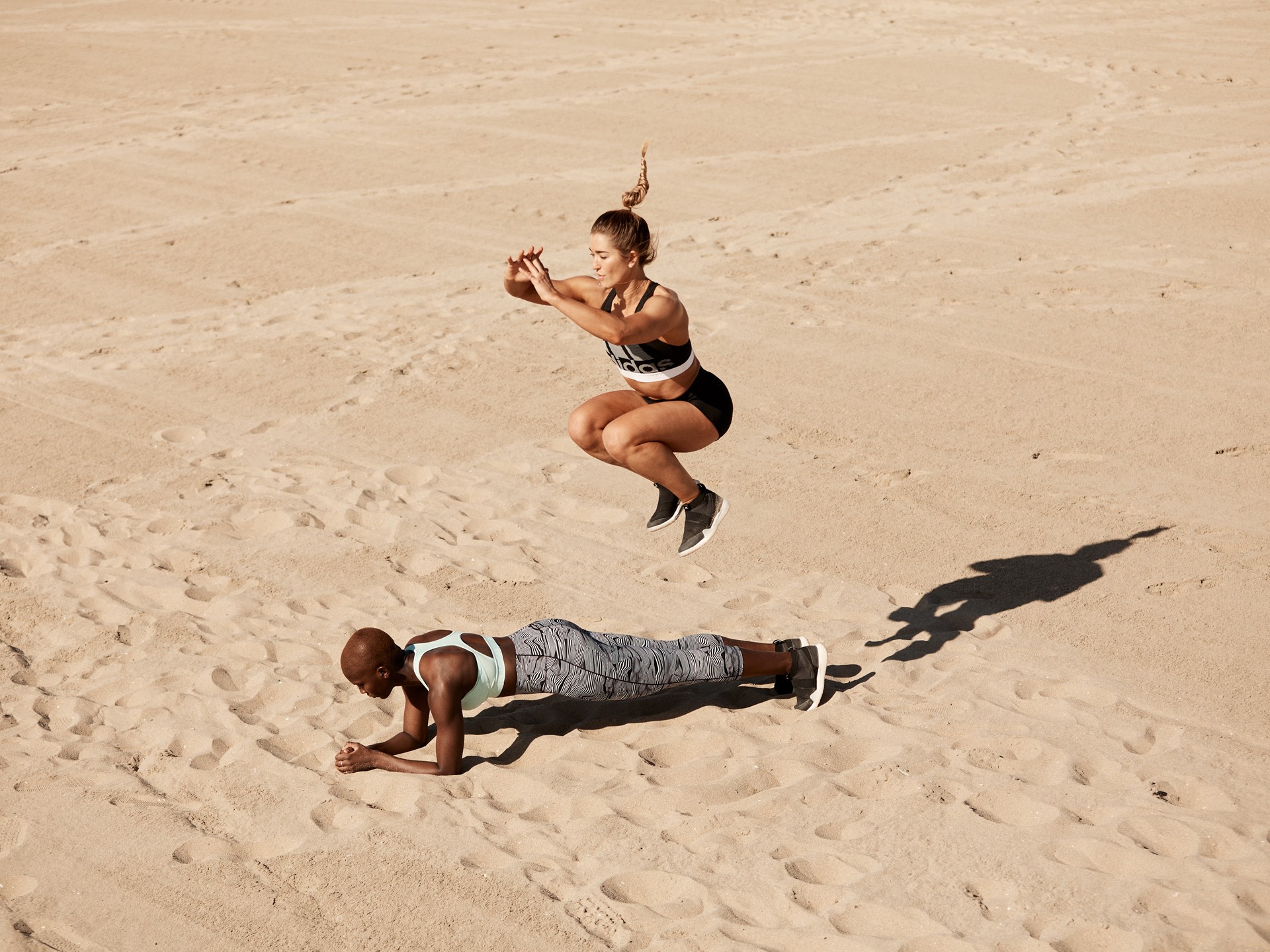 FW18_Womens_Julie Jaws Nelson_July