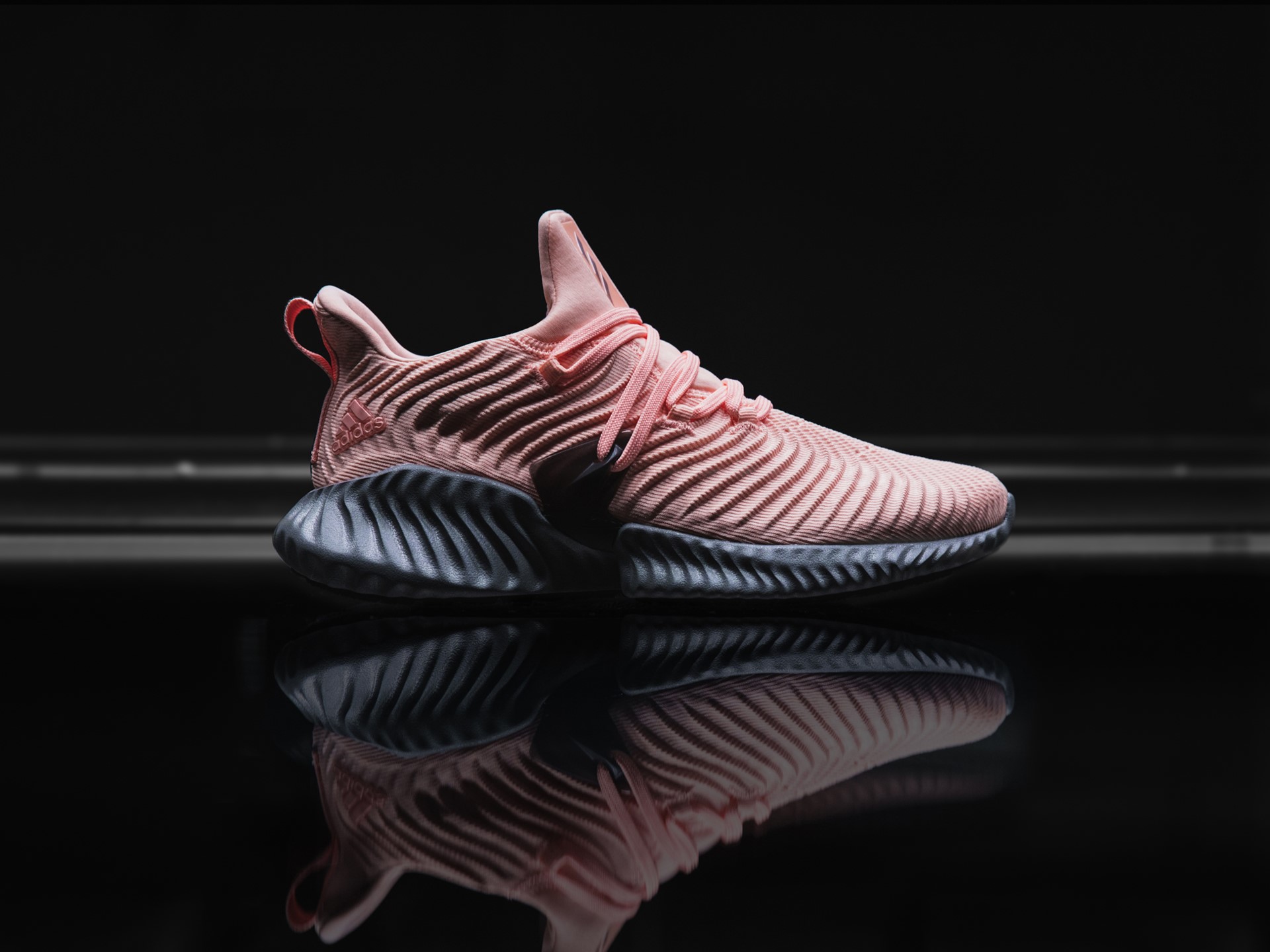 ADIDAS RUNNING LAUNCHES BRAND-NEW ALPHABOUNCE INSTINCT