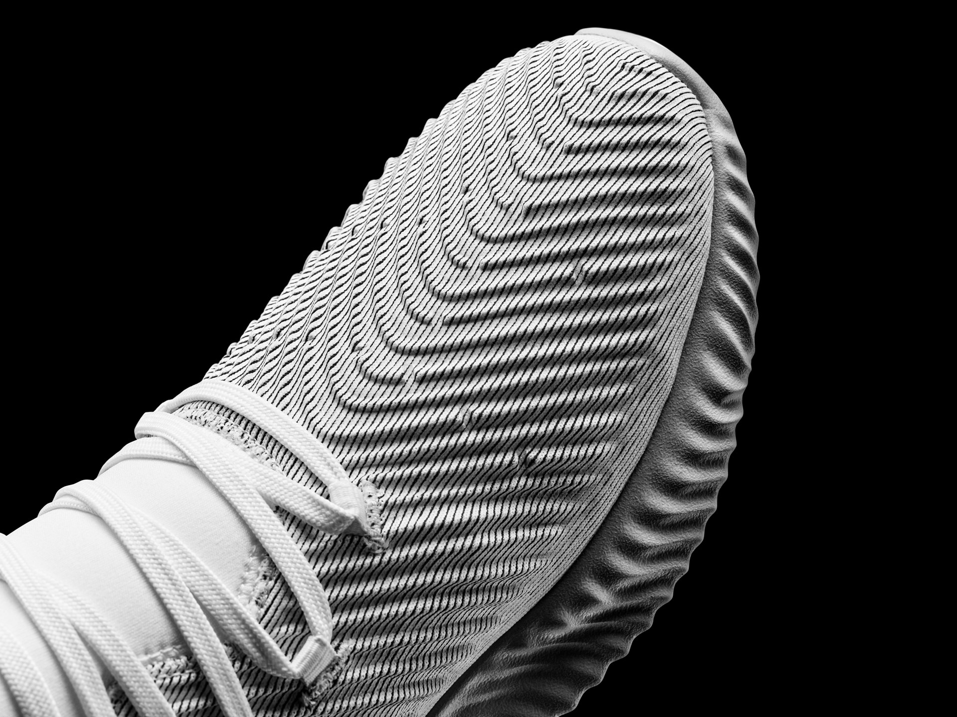 ADIDAS RUNNING LAUNCHES BRAND-NEW ALPHABOUNCE INSTINCT
