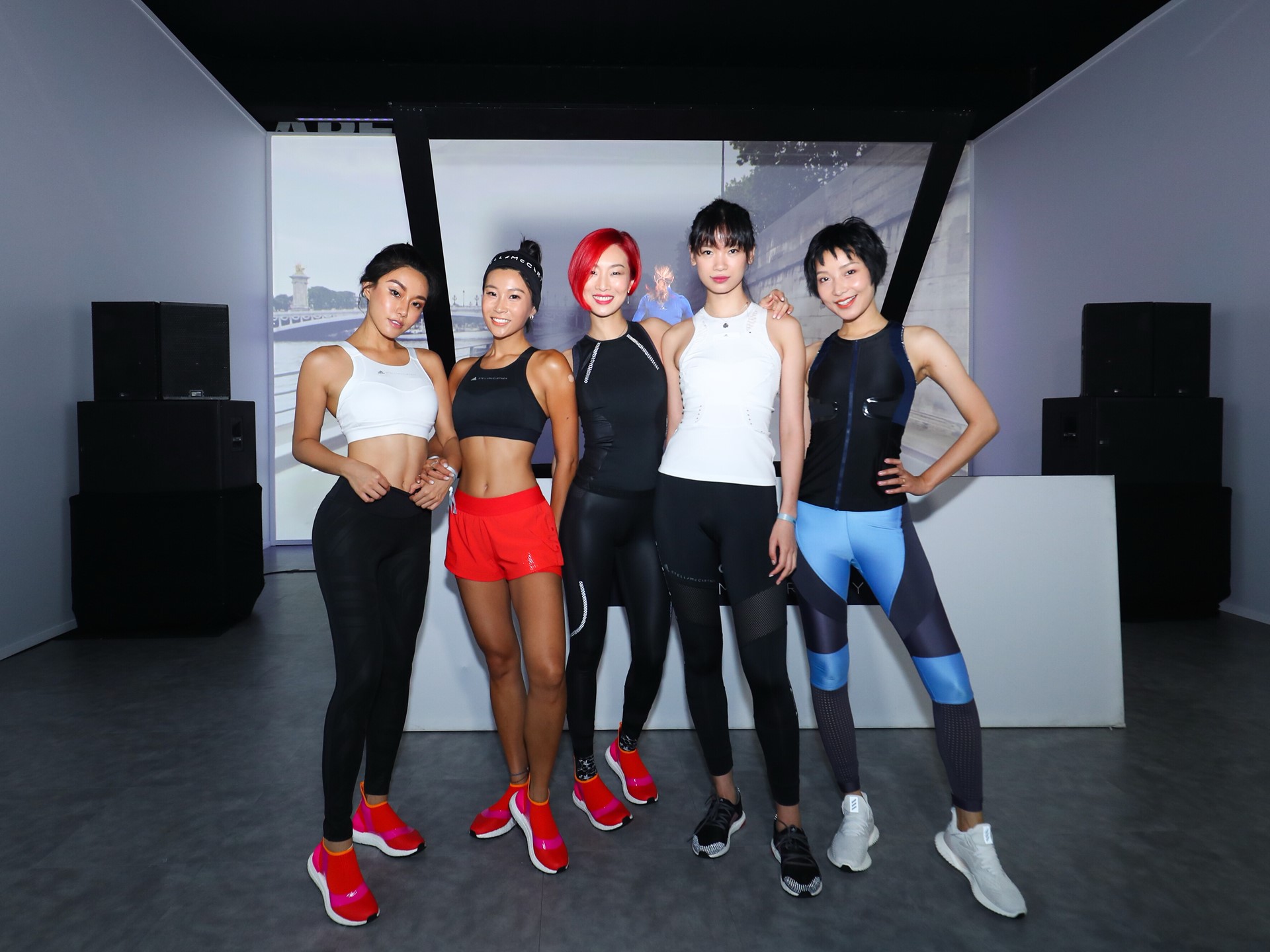 Influencers Experience Hologram Run