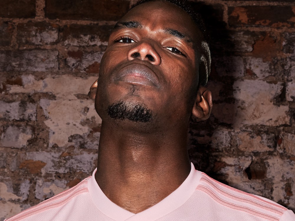 MUFC_AWAY_1ST_1000x2000px_L1_POGBA