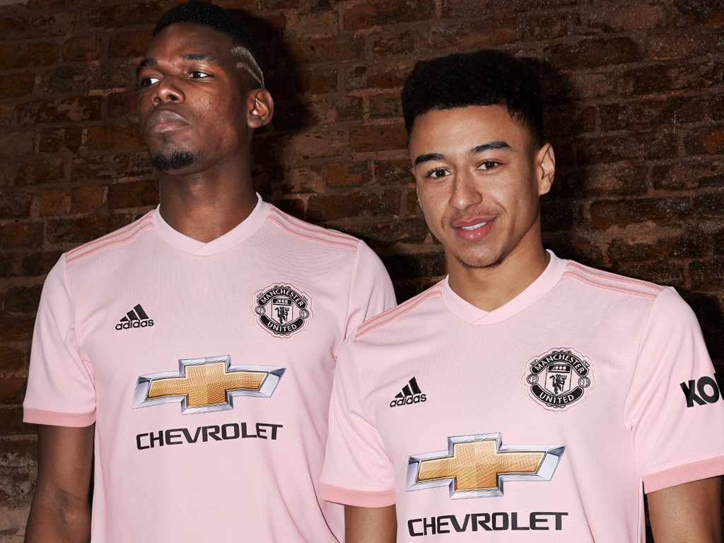 MUFC_AWAY_1ST_2000x1000px_L1_POGBA-LINGARD