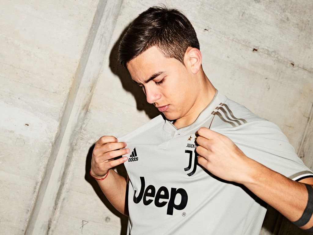 AClubs 2D Juventus SoccerBible Dybala 161