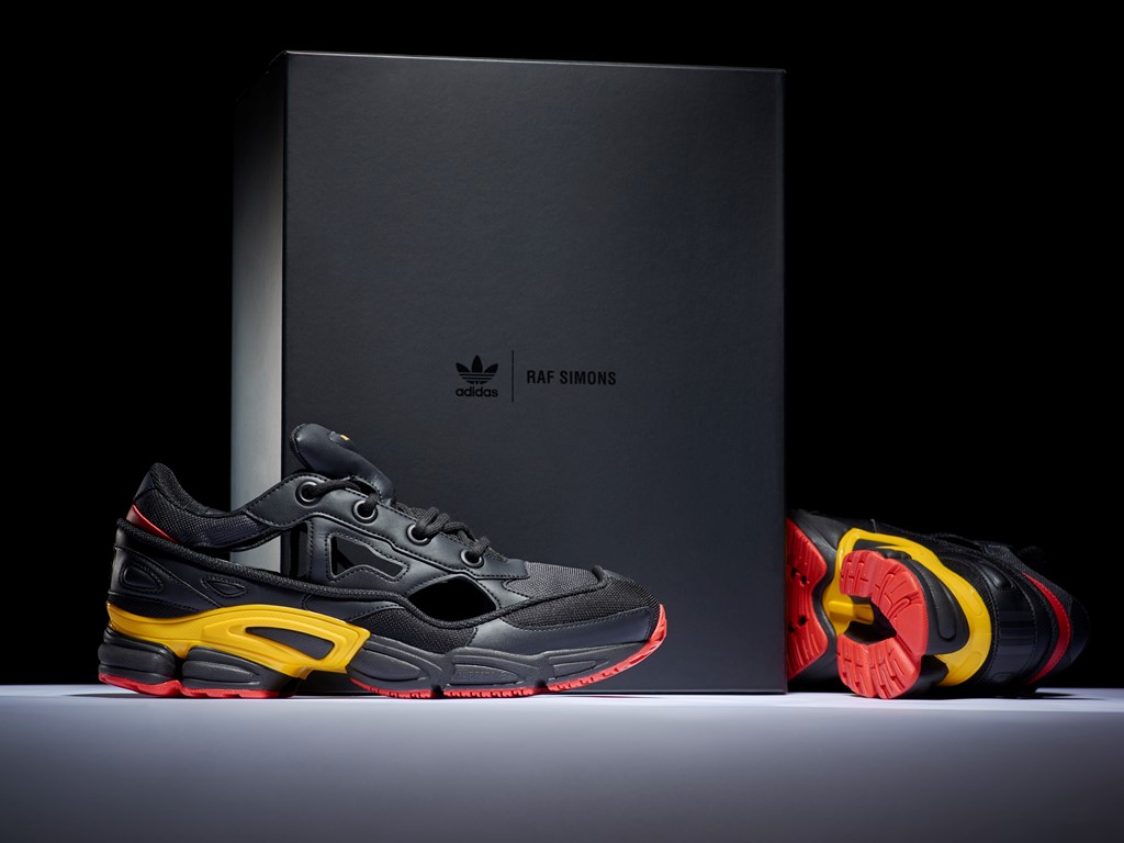 RAF Simon Replicant Ozweego Belgium pack