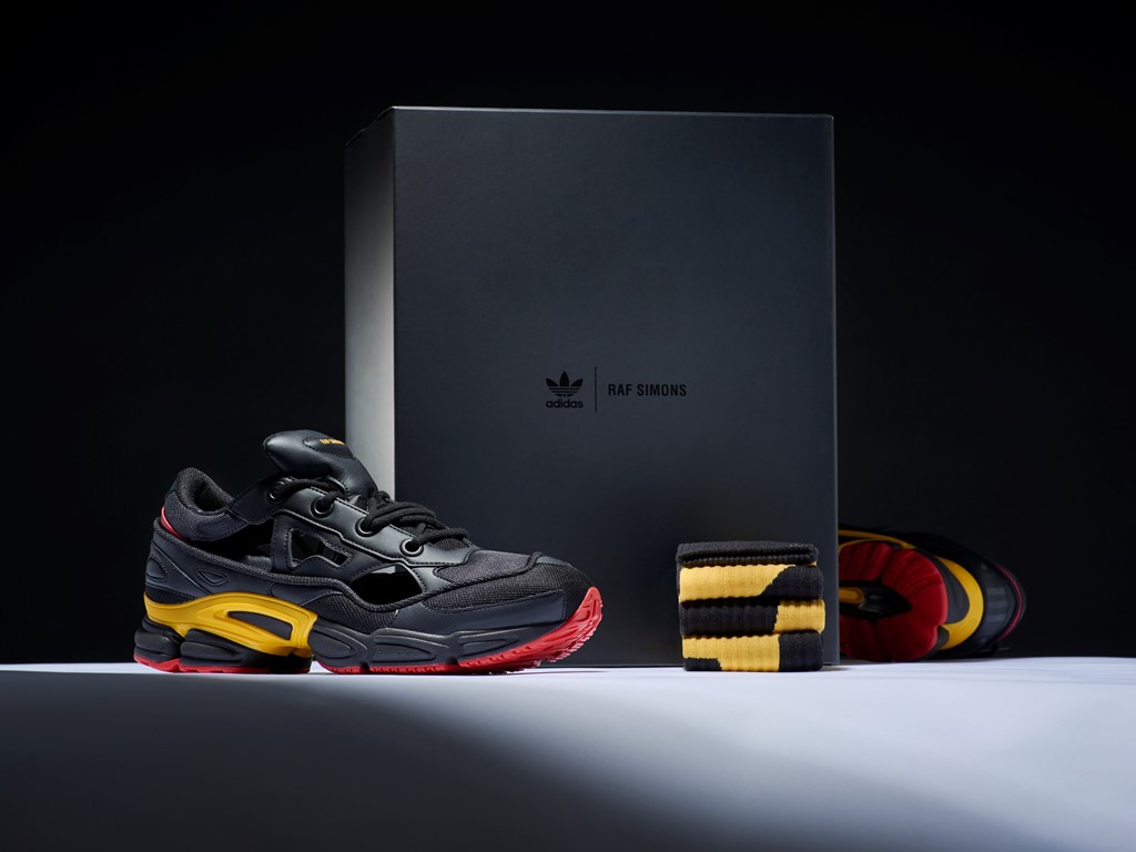 RAF Simon Replicant Ozweego Belgium pack