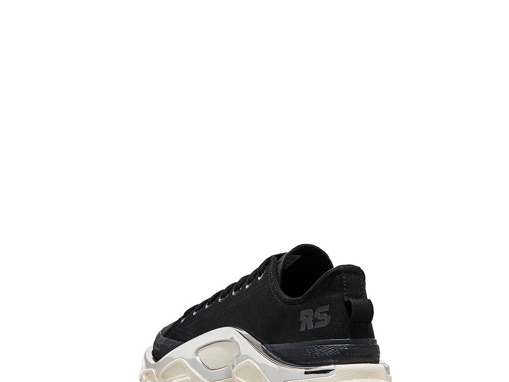 FW18 RS Detroit Runner