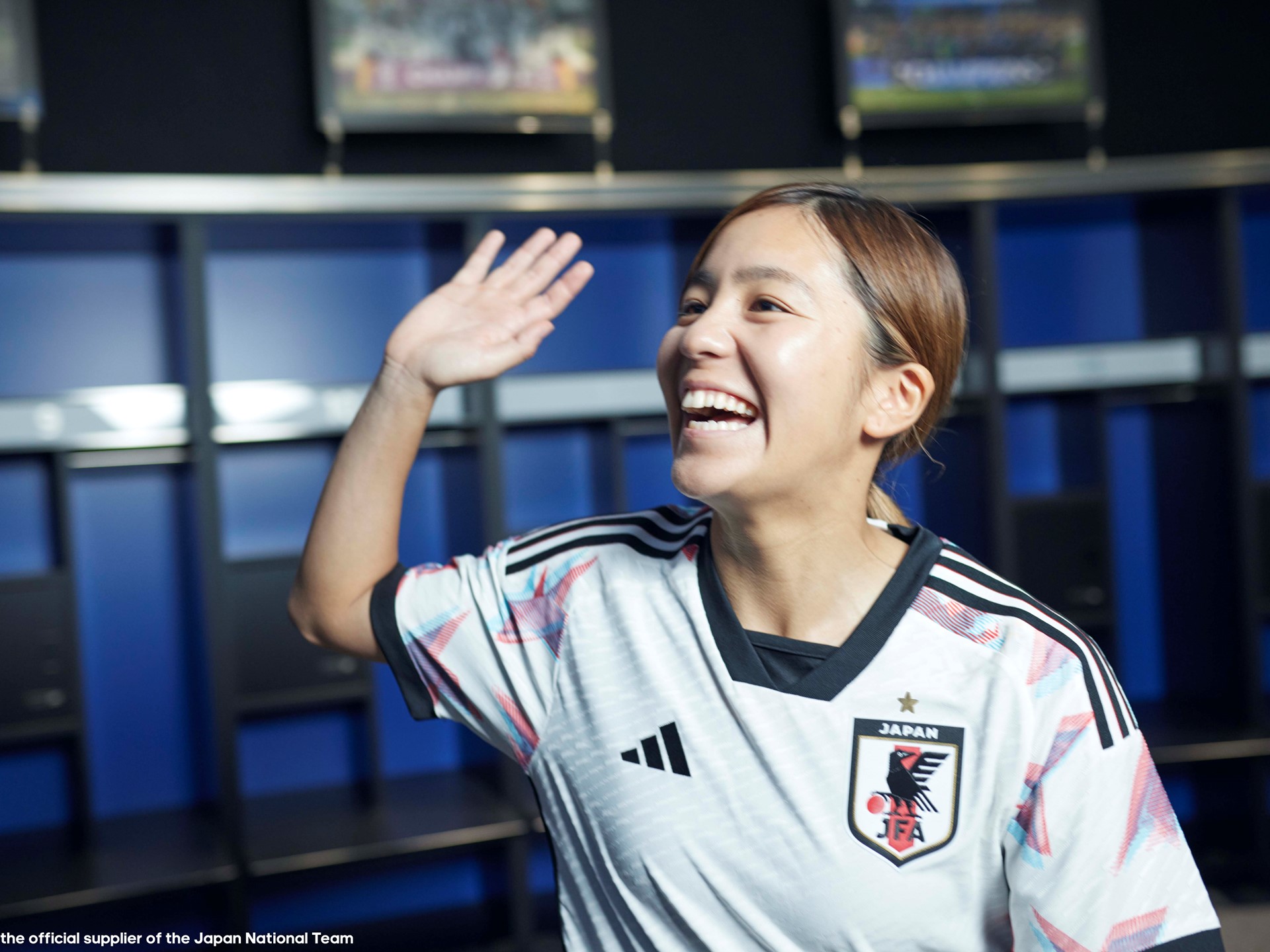 Japan - Mana Iwabuchi
