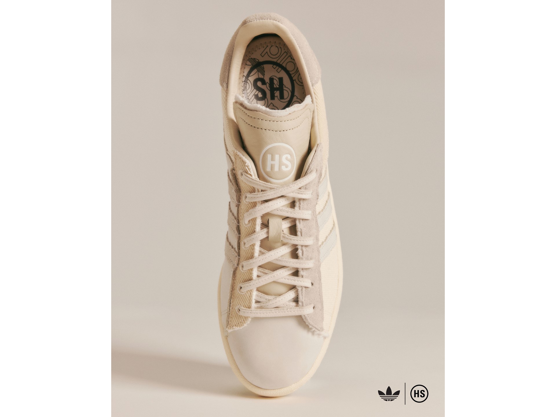adidas gazelle silver green womens FY6750_png.png?v=1755351770 main image 0