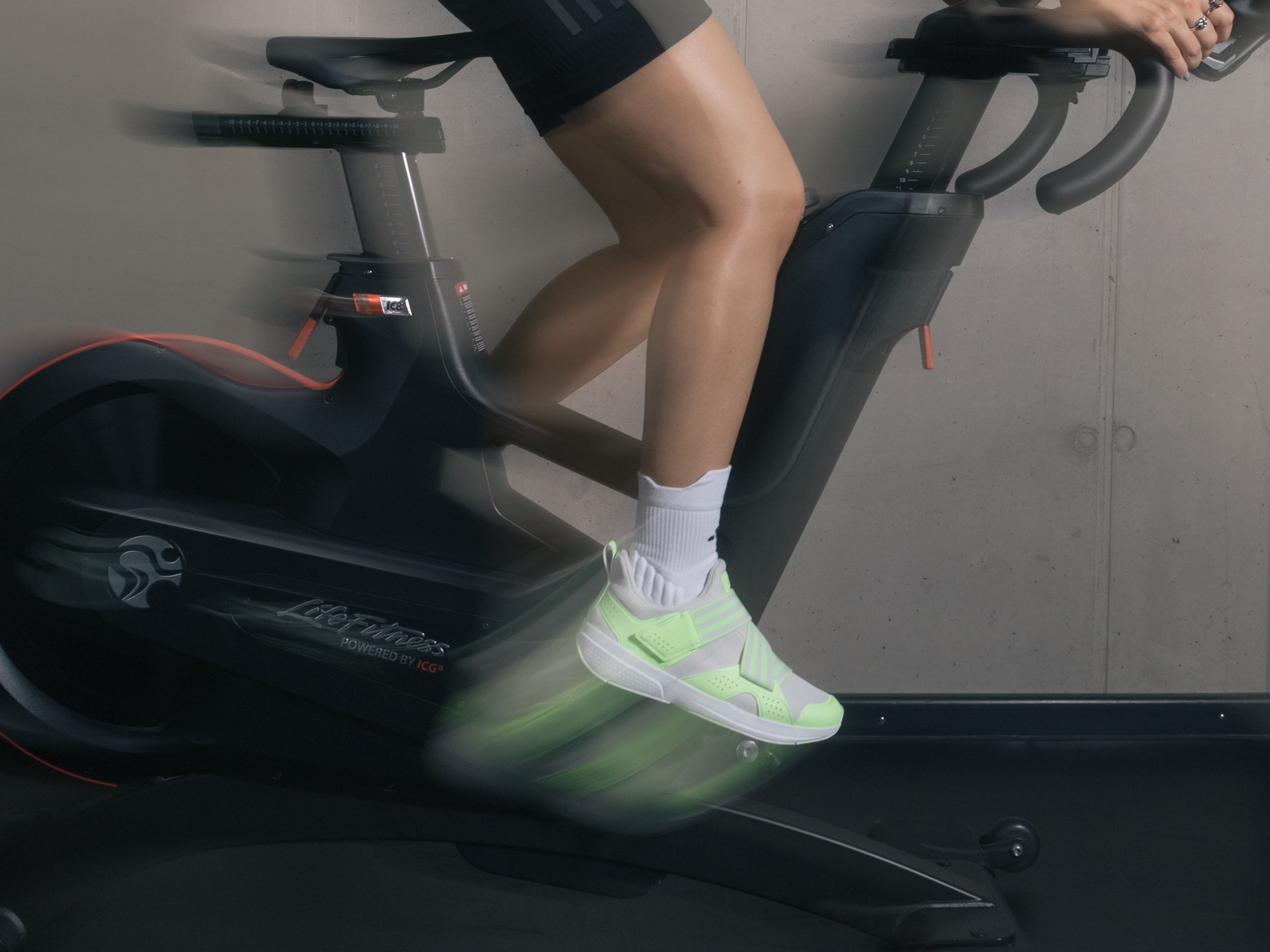 adidas-cycling-ss24-velocade