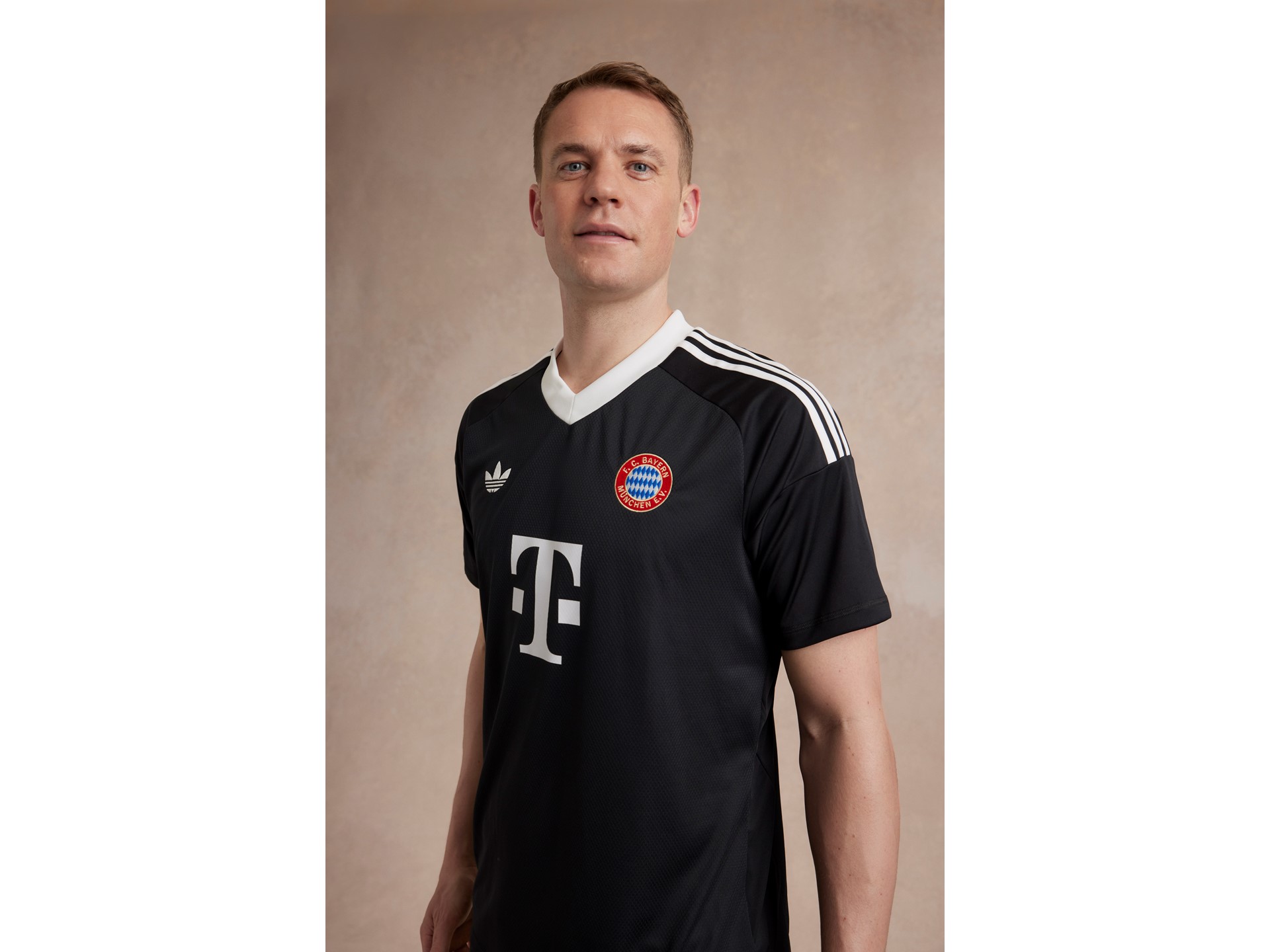 FC Bayern Third Jersey