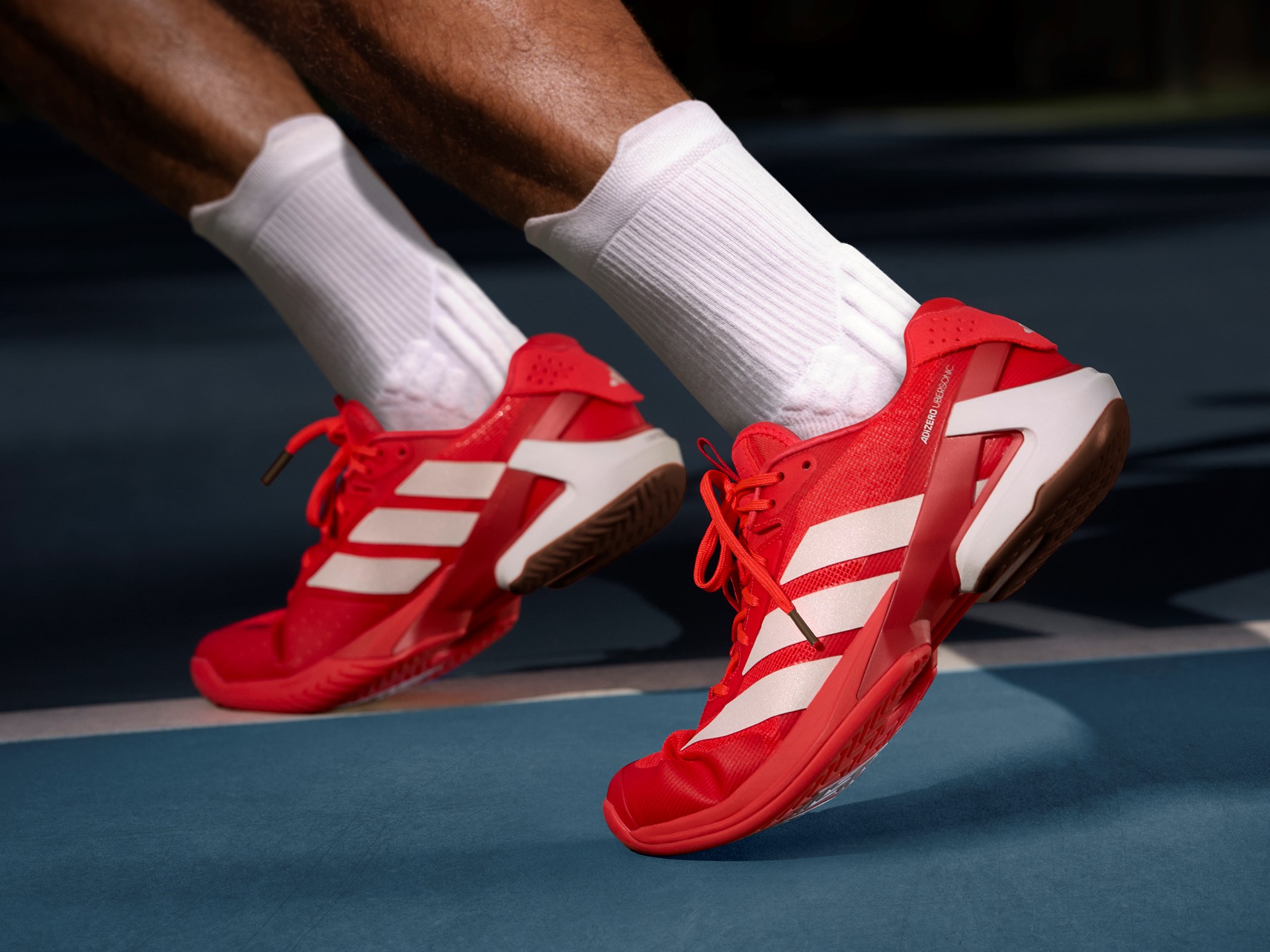 新品同様　14080円　adidas Ubersonic 5 AC 26.5 adidas-ubersonic-5-m-