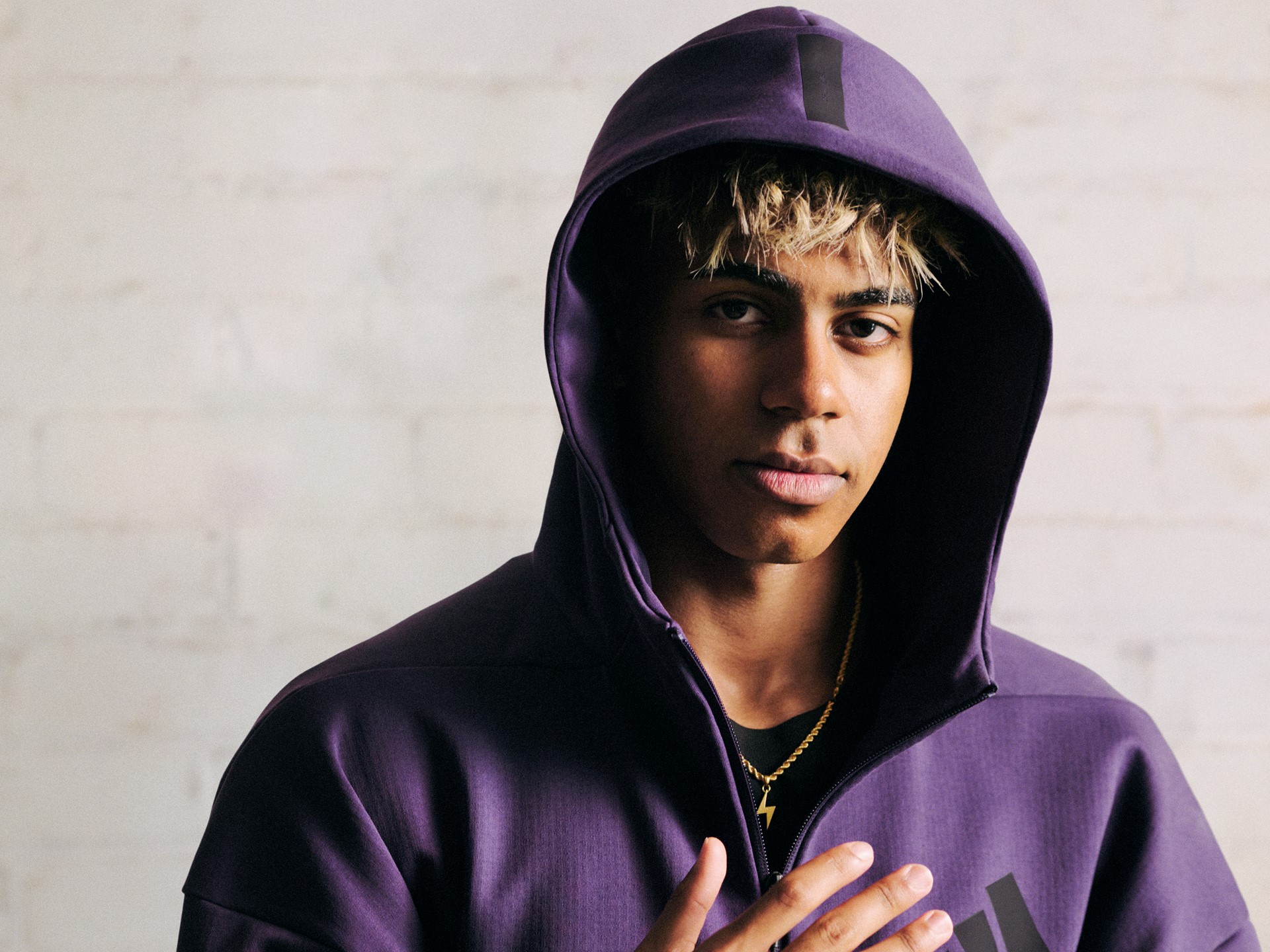 ADIDAS Z.N.E. – Lamine Yamal – Plum Hoodie