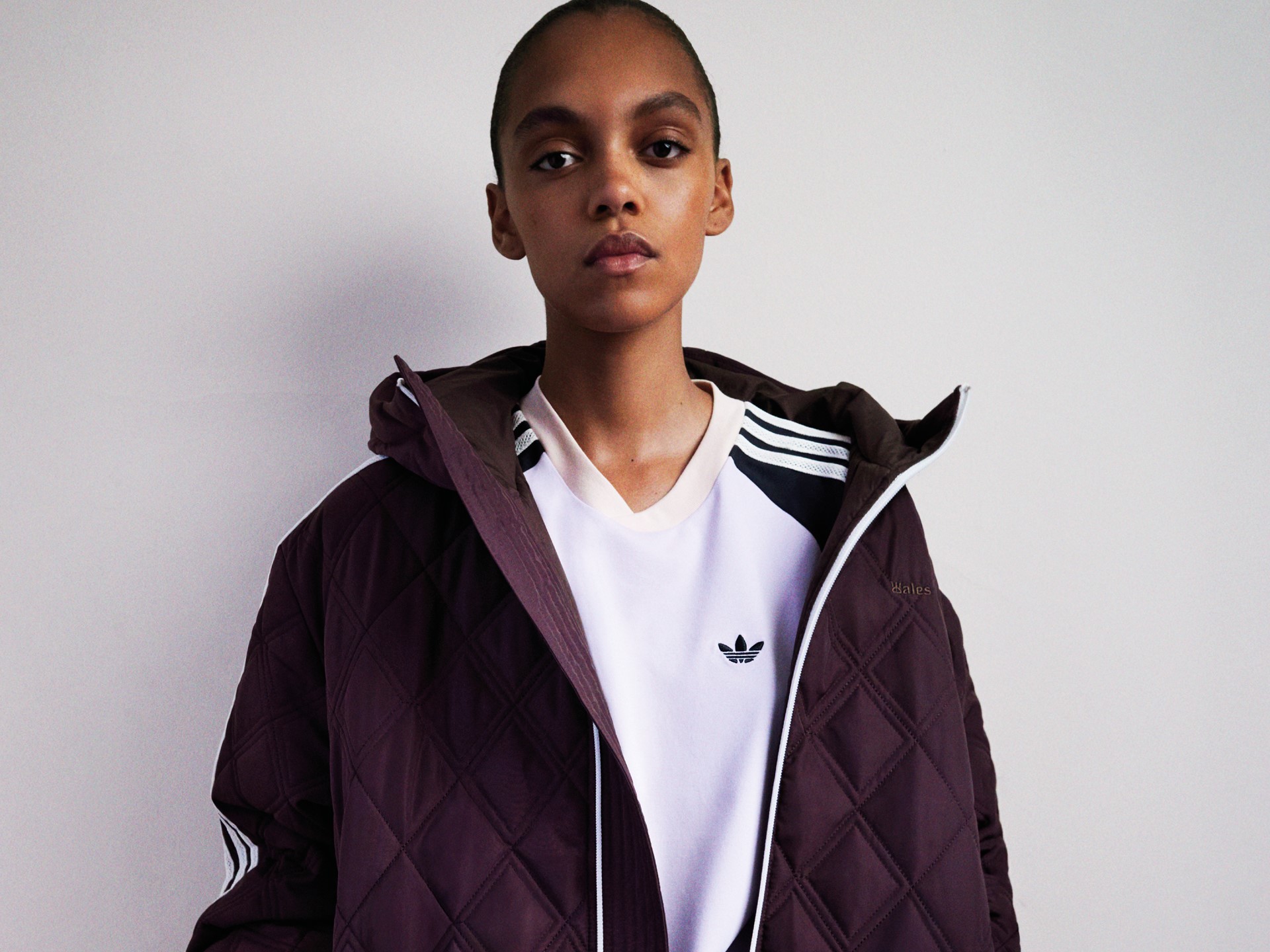  o wb aw25 womens 02 16 9