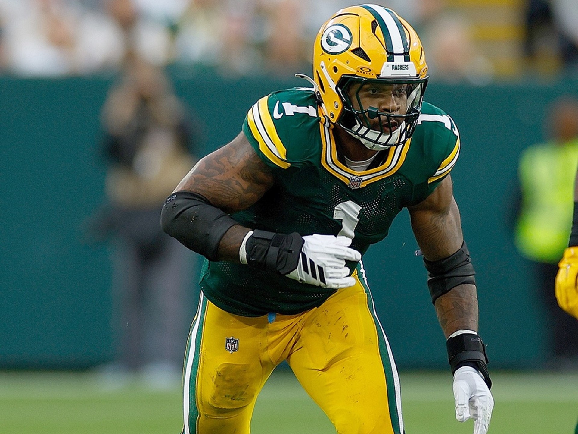 adidas player Micah Parson named NFC Defensive Player of the Month for the second time in his career