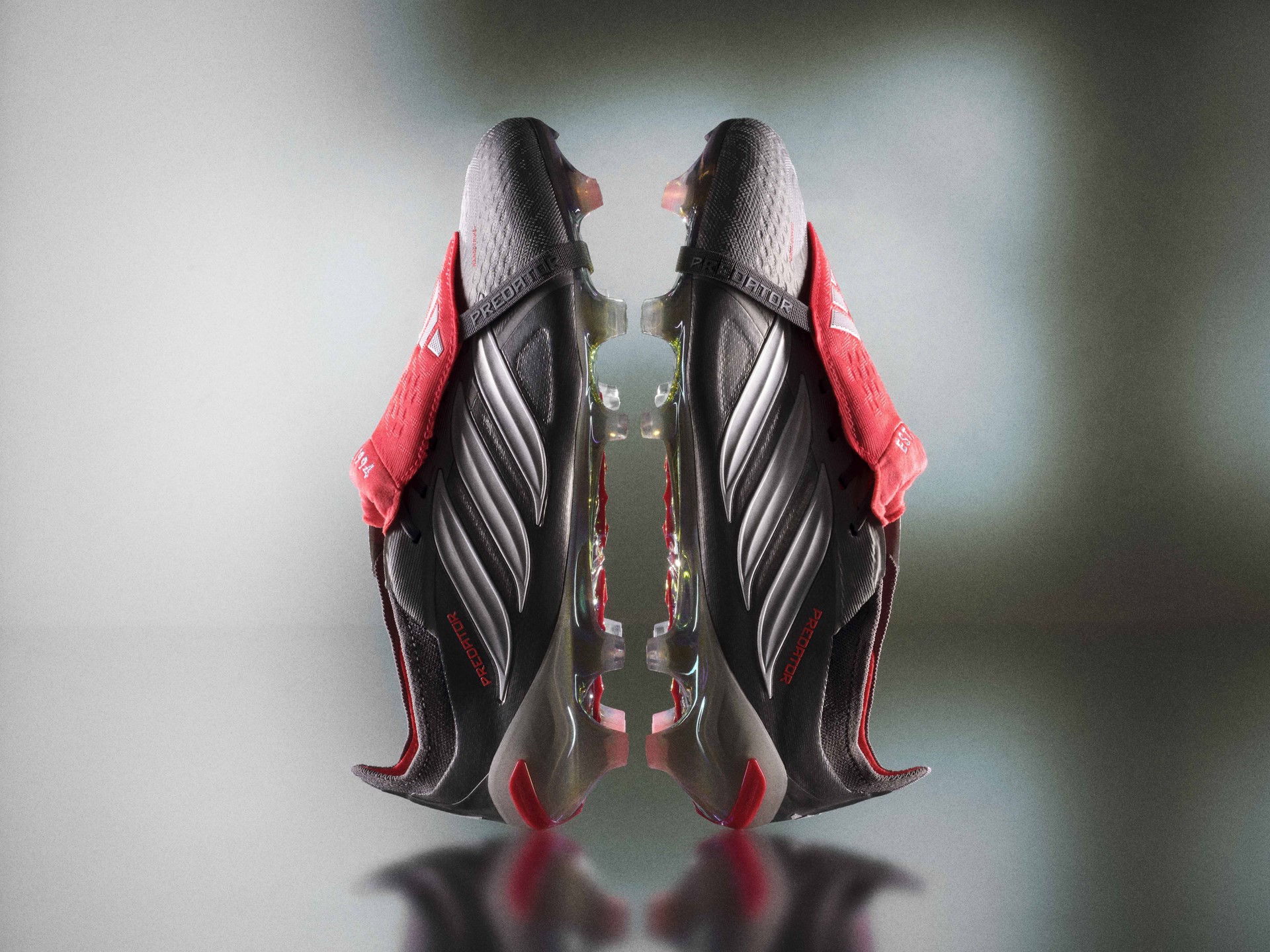 h24627 ss26 q0 product predator elite ft hero double boot shot01 16 9