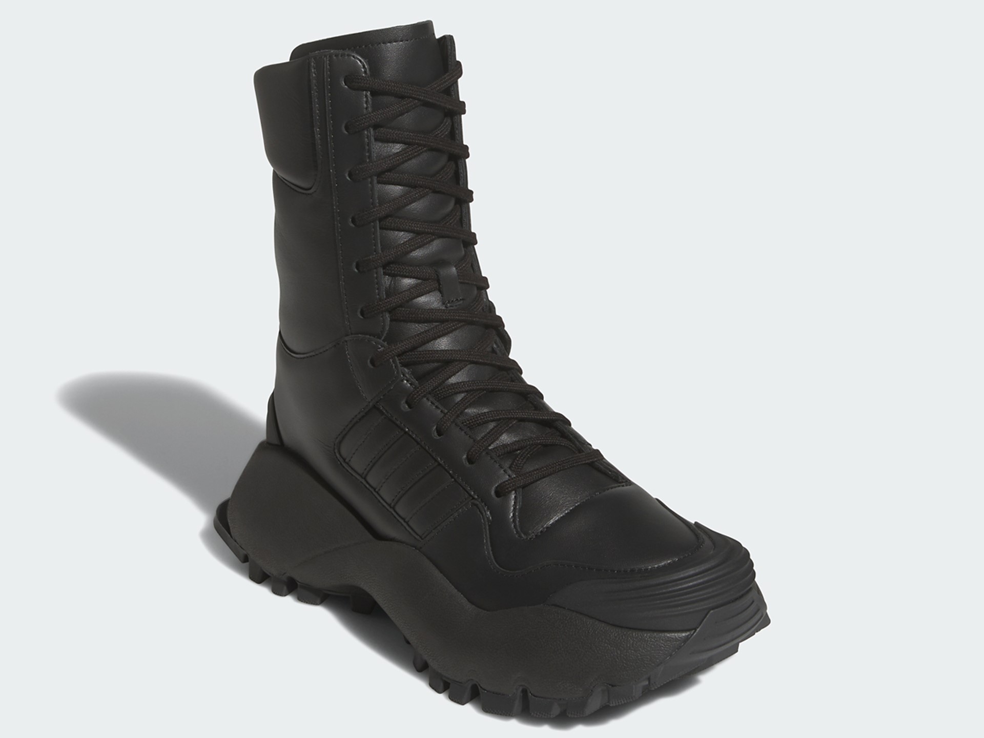 Chavarria Forum Boot