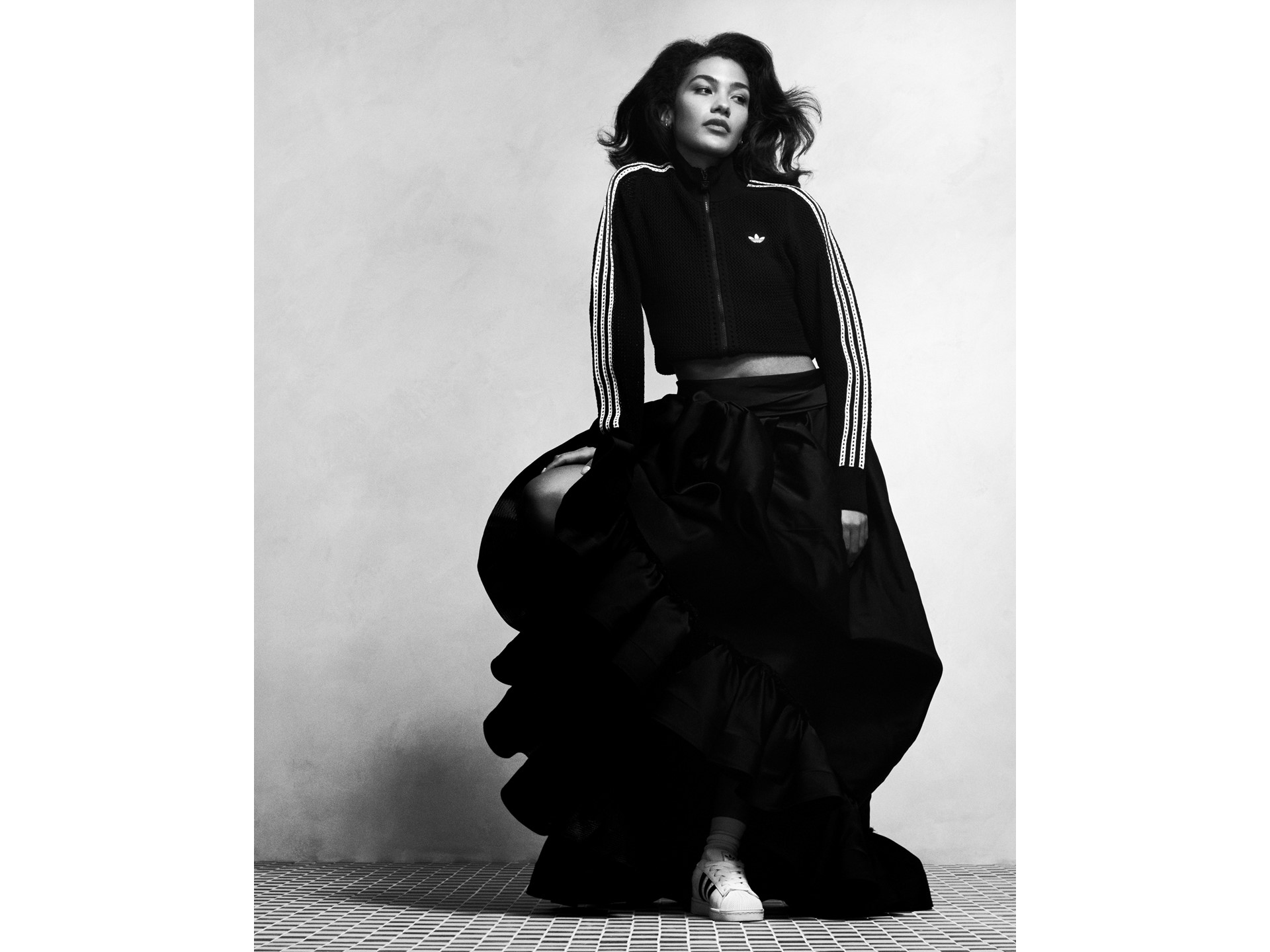 SS26 Superstar Black Olivia