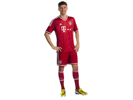 Mueller adidas FCB Outfit Mueller adidas FCB Outfit