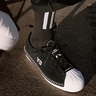 Y-3 FW18 Chapter 01