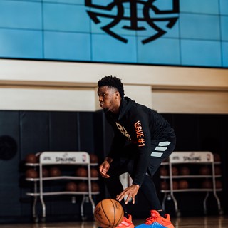 Donovan Mitchell teases new signature adidas shoe at MLB Celebrity
