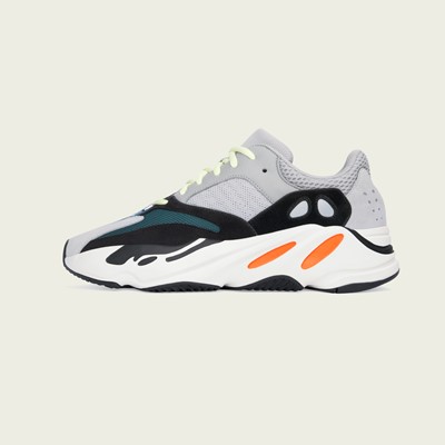 Adidas yeezy 700 negras largas best sale