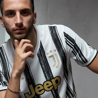 Revealing Juventus 2020/21 Home Jersey that takes inspiration from  contemporary art to reintroduce the club's iconic stripes