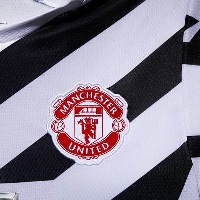 Manchester United 2020/21 Third Jersey with Disruptive Play on Striped ...