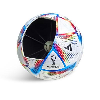 miCoach Smart Ball : Le ballon de foot connecté par Adidas - WebLife