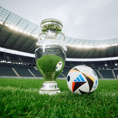 Acheter Ballon de football adidas Fussballliebe Club Euro 2024