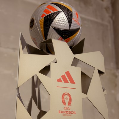 adidas unveils the new FUSSBALLLIEBE FINALE Official Match Ball and matchday plinth