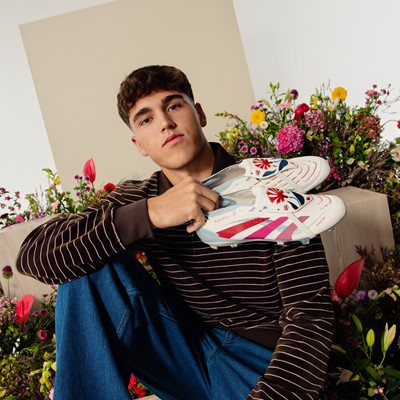 The Football Gal Predator Pau Cubars