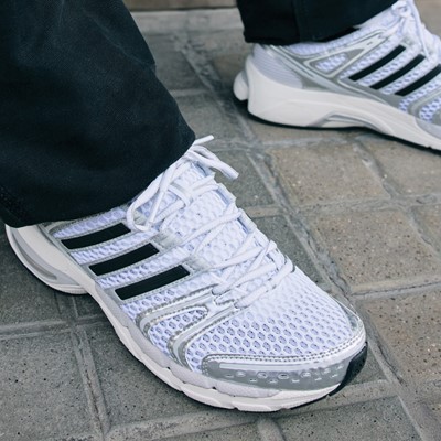  h24629 adistar fw25 q4 male 01 solo 02 m 16 9 1365157