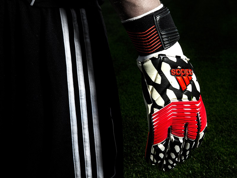 adidas lansează mănușile de portar Predator Zones adidas lansează mănușile de portar Predator Zones