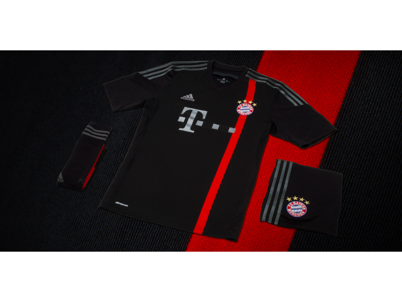 adidas präsentiert neues FC Bayern Champions League Trikot 1 adidas präsentiert neues FC Bayern Champions League Trikot 1