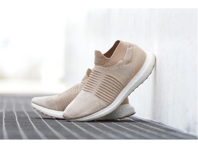 adidas Running UltraBOOST Laceless (1)