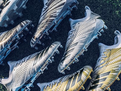 adidasFballUS SpeedofLightPack