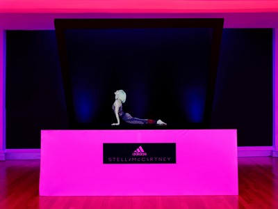 aSMC x Bandier_SS18_Hologram