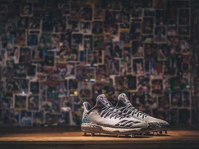 adidas Baseball Topps