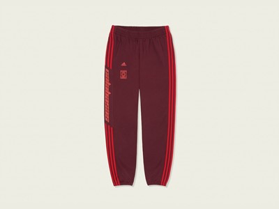 Trackpant Maroon Front PR